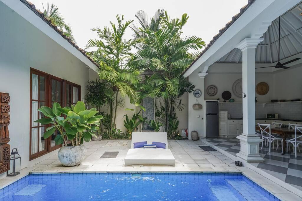 Kayan - Gorgeous 2br Gem, Fabulous Location Steps From Restaurants, Cafes And Shopping Villa *
